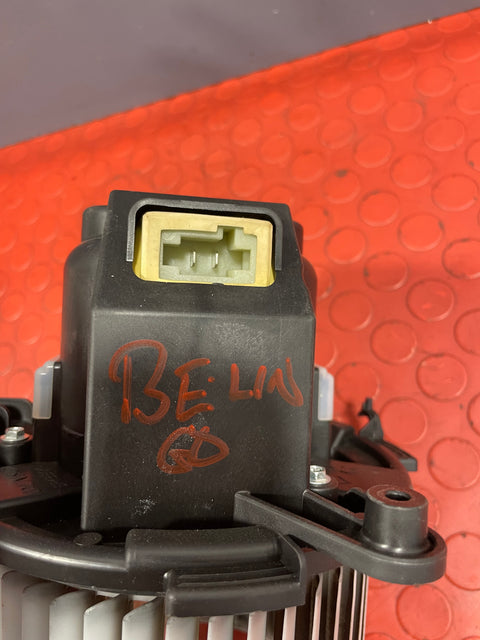 Peugeot Partner/Citroen Berlingo/Vauxhall Combo/Toyota Proace City HEATER BLOWER MOTOR & FAN 2019-2024 P/N 5P1330400