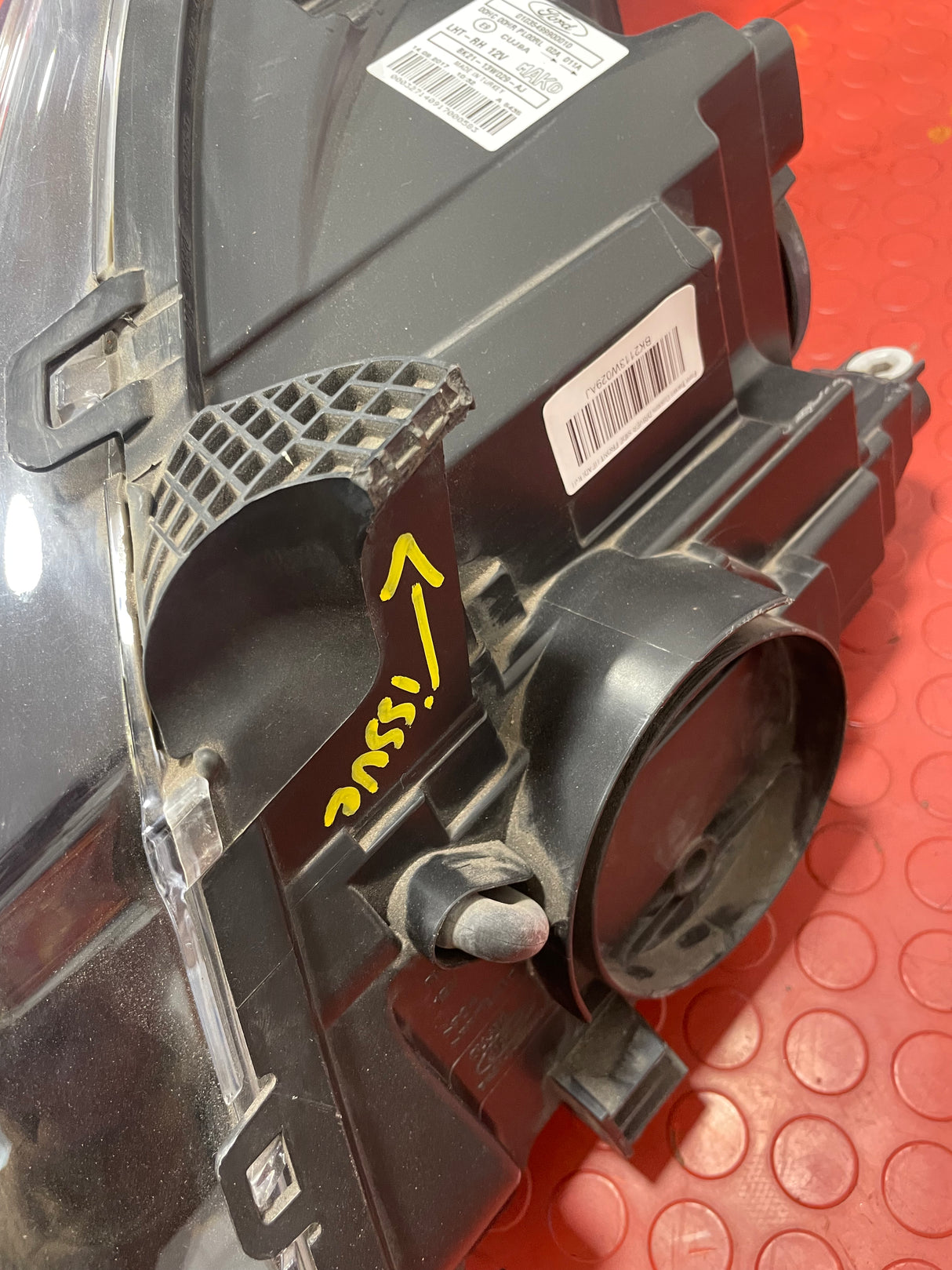 Ford Transit Custom HEADLIGHT DRIVER SIDE RH (BROKEN CLIP) 2013-2018  P/N BK2113W029AJ - 1