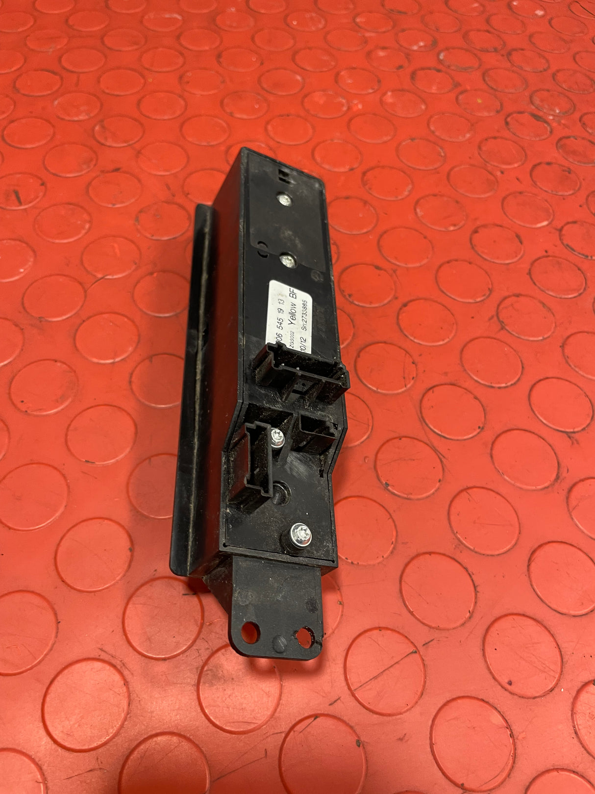 Mercedes Sprinter WINDOW CONTROL SWITCH Driver's Side 2012-2017 P/N A9065451913