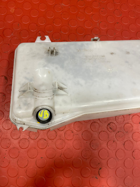 Peugeot Expert/Citroen Dispatch WINDSCREEN WASHER BOTTLE 2018 P/N A2C96222700
